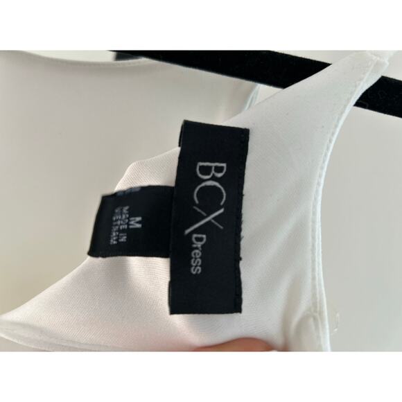 BCX Juniors' High Slit Asymmetrical Sequin-Trim Gown,
 size Medium‎ - Picture 10 of 11